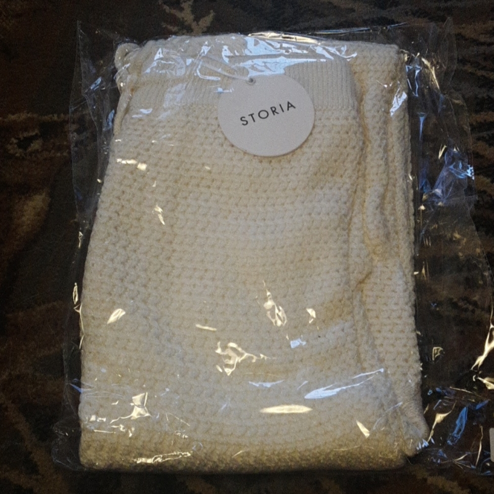Crochet set..FIRM - Picture 7 of 7